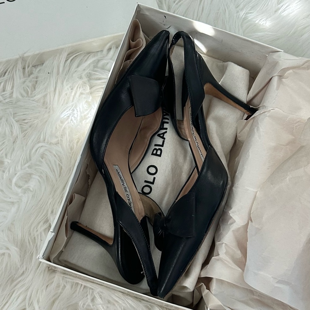 Manolo Blahnik Leather Slingback Pumps, Bow Detail, EU size 38.5 - Picture 4 of 9